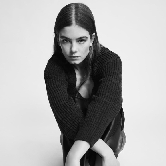 ZARA Ribbed Cropped Knit Top Square Neck Long Sleeve Charcoal Gray Medium - Picture 7 of 13